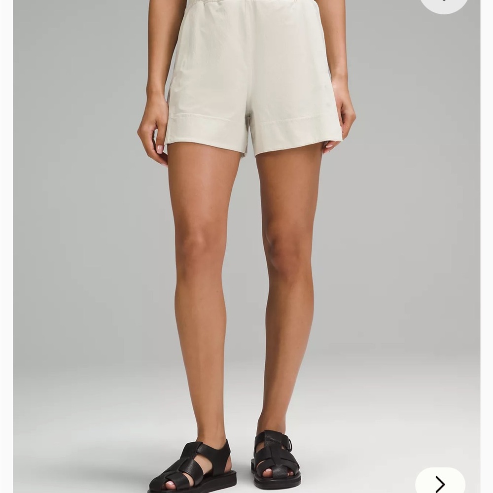 Lululemon short